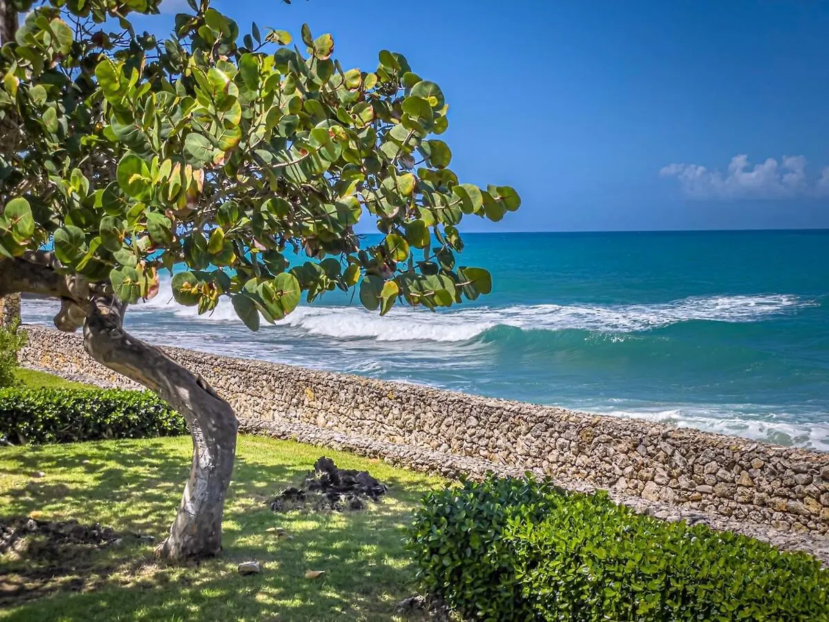 Boutique Beachfront Haven Sosua